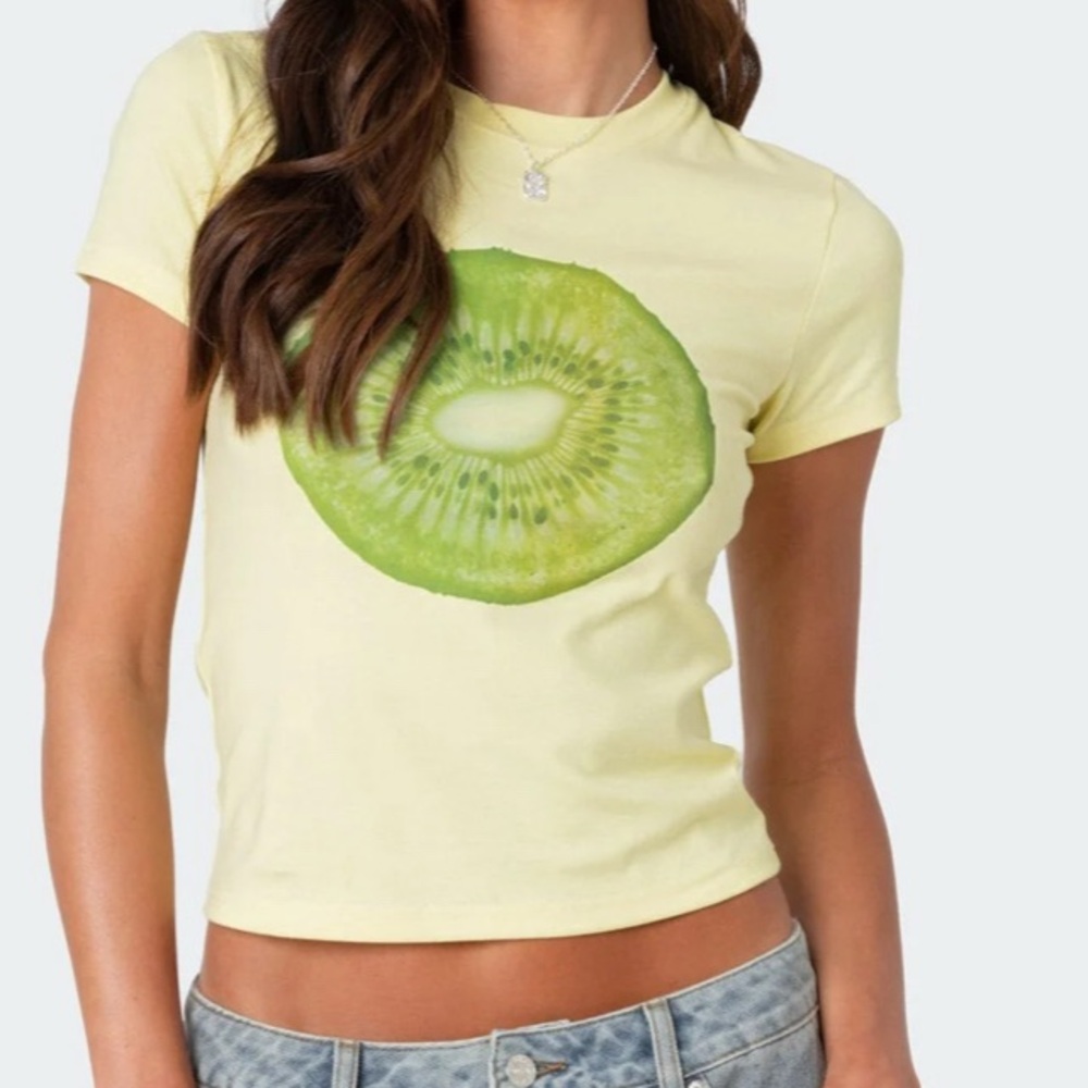 Yellow Kiwi Print Women's Top edikted